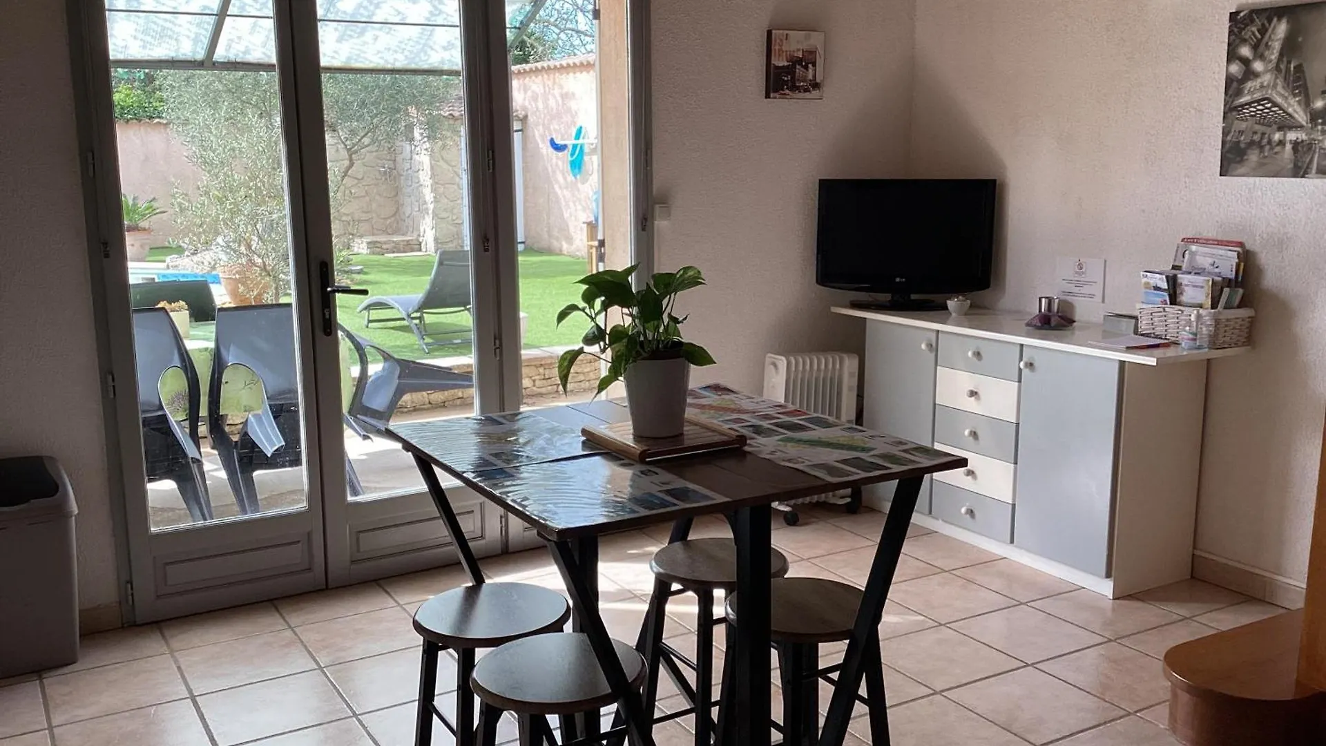 Joli Duplex Au Coeur De La Drome Provencale Apartment Donzere 0*,  France