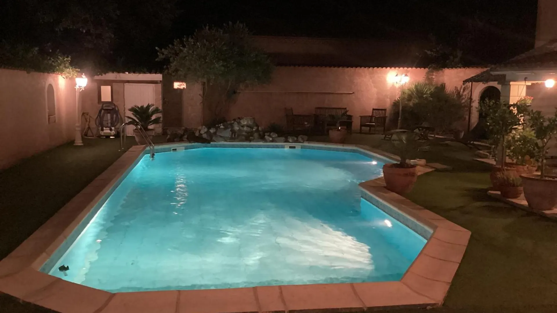 Joli Duplex Au Coeur De La Drome Provencale Apartment Donzere